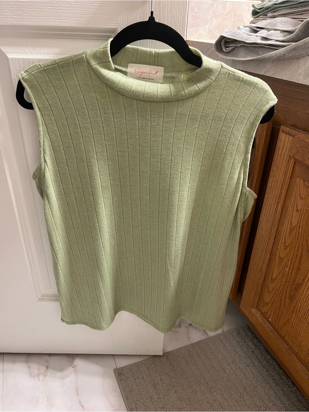 Ribbed Mock Neck Tank - Light Green